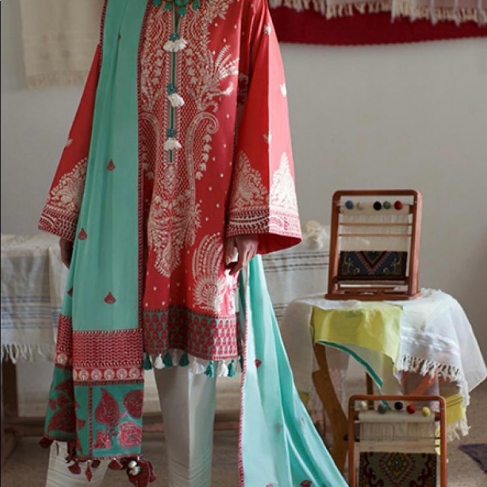 Indian pakistani Elan 3 Piece Embroidered new